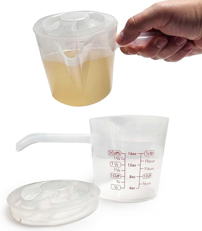 Microwavable Measuring Cup – Kitchen Discovery – 2 Cup Plastic Measuring Cup with Spout, Lid, and Extended Handle for Safe Boiling and Pouring – Microwave Safe Measuring Cup